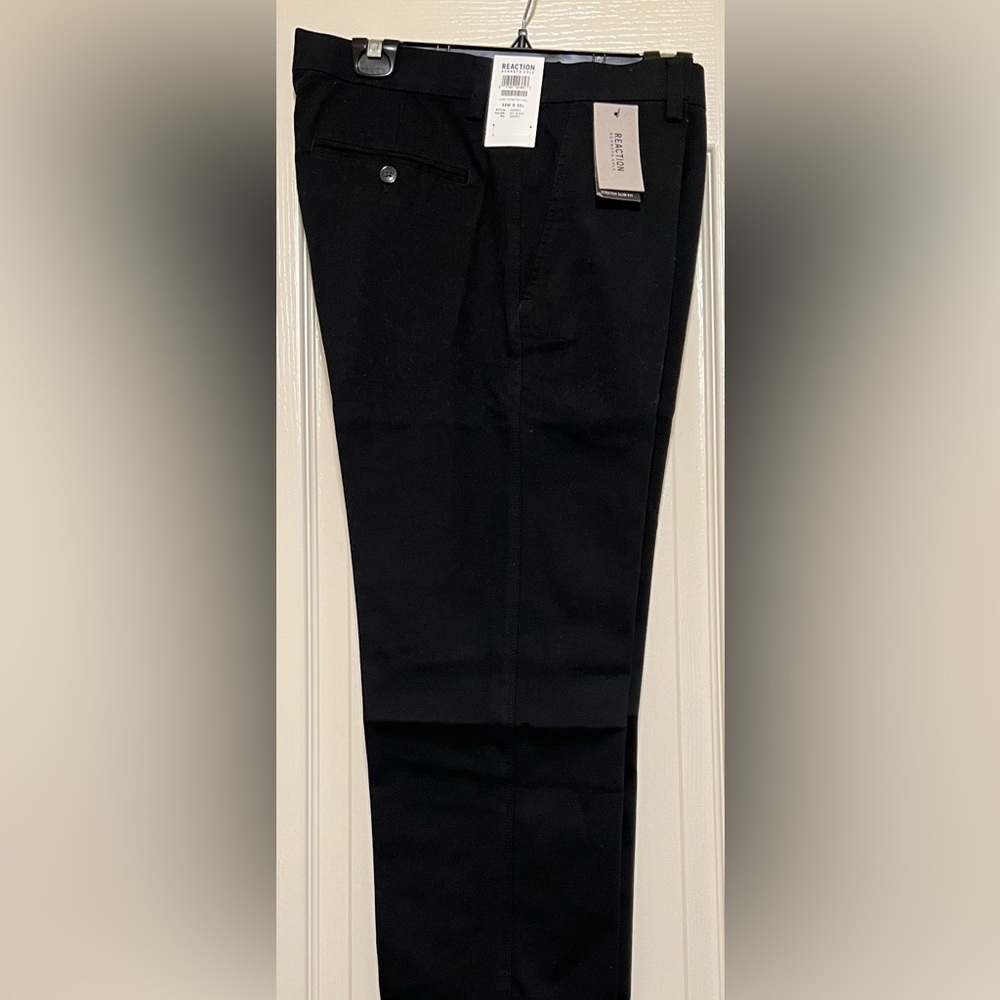 Kenneth Cole Men’s 32W x 32L Black Reaction Pants